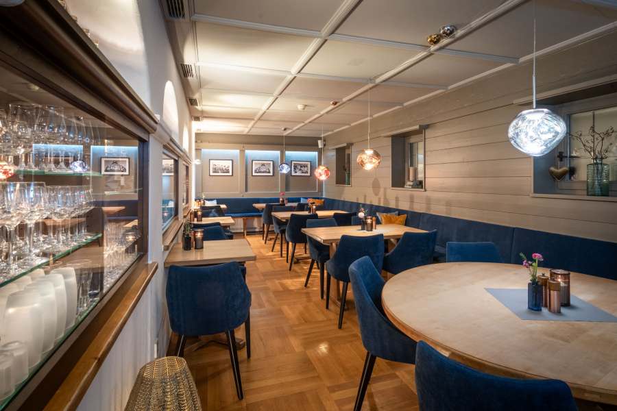 Nebenraum der Bar Xaver in Schliersee