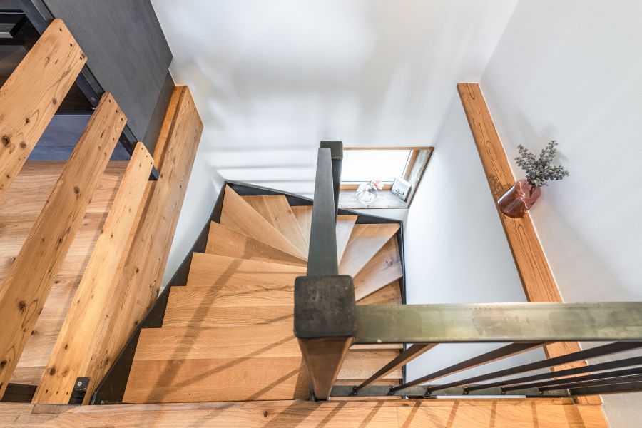 Staircase in the “Leni” holiday apartment at Seeheimat in Schliersee