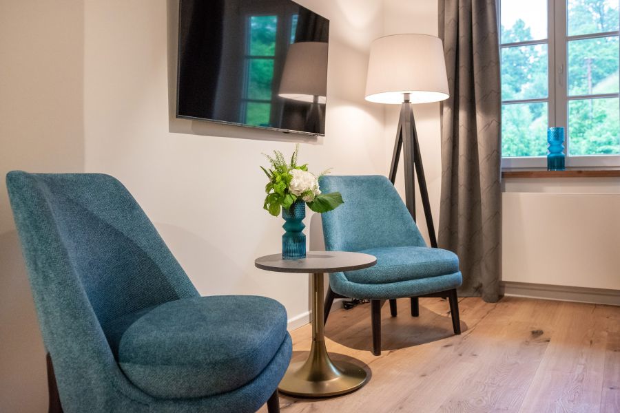 Standard-Zimmer im Hotel Terofal in Schliersee mit Sesseln